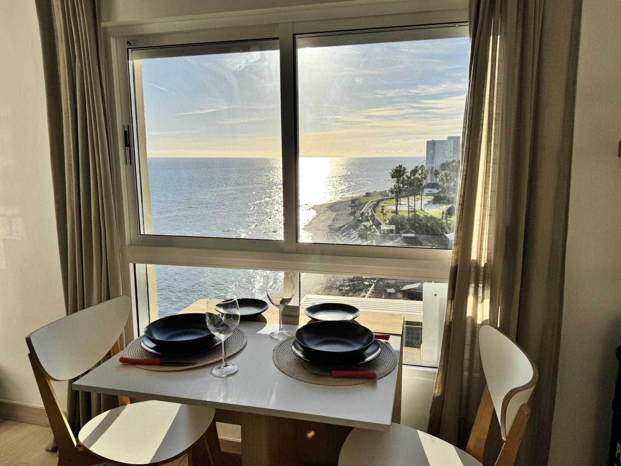 Beachfront Studio ,The View Calahonda, Panoramic Sea Views Sitio de Calahonda Buitenkant foto