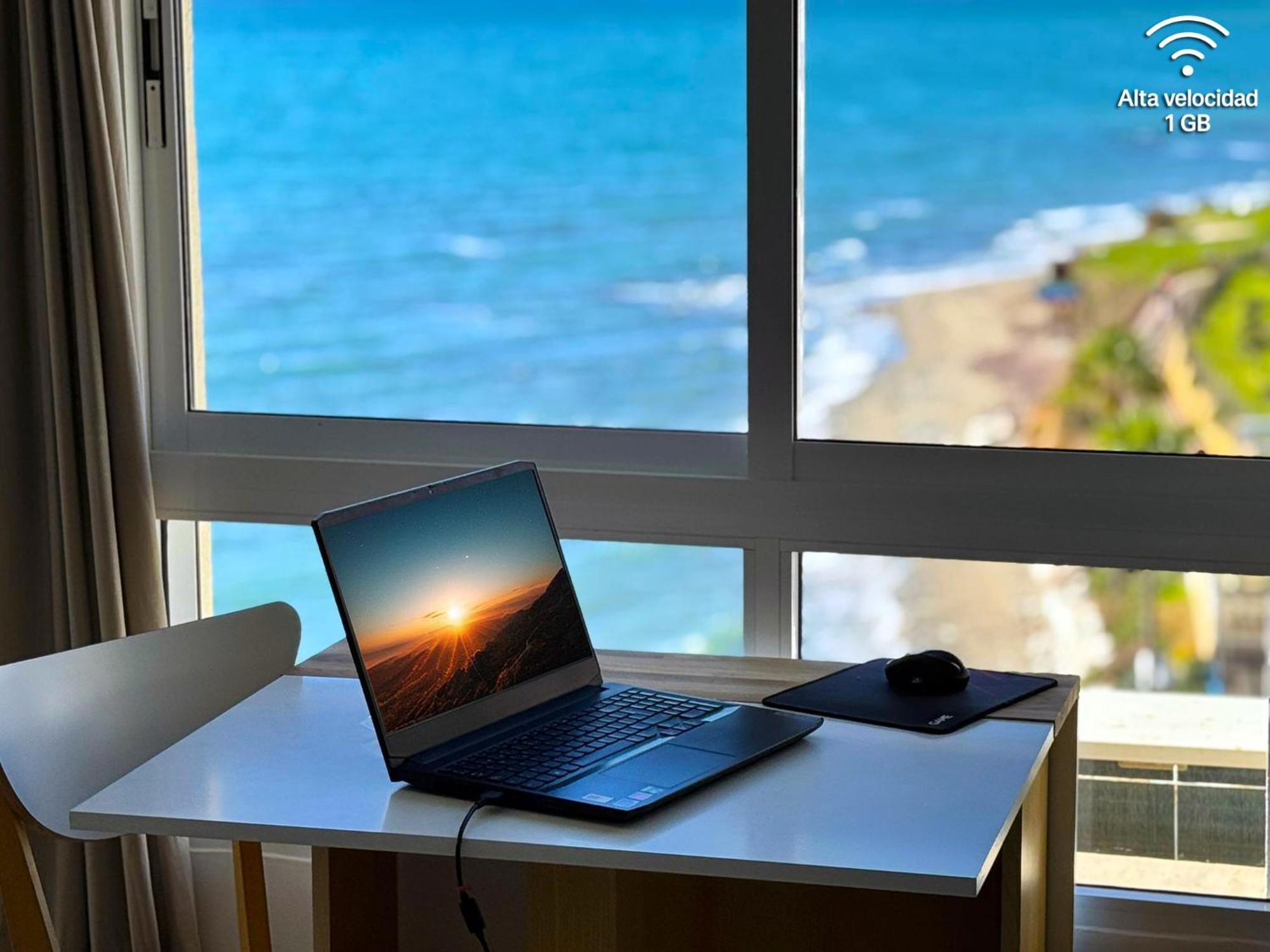 Beachfront Studio ,The View Calahonda, Panoramic Sea Views Sitio de Calahonda Buitenkant foto